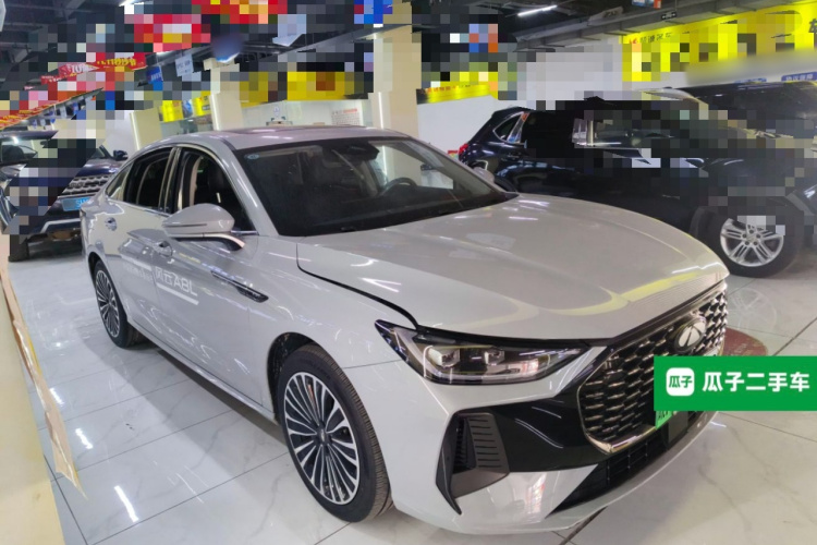 奇瑞 风云A8L 2025款 1.5TGDI 145km 豪华型车身外观3