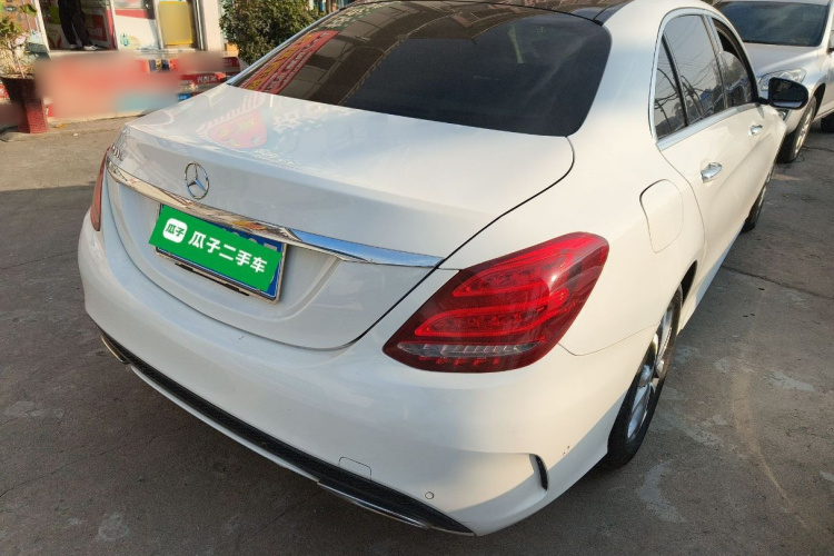 奔驰C级 2015款 C 200 L 运动型车身外观7