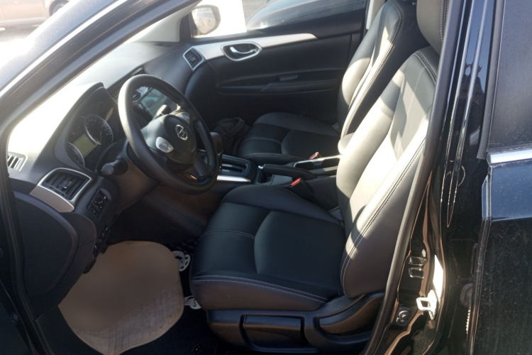 日产 轩逸 2022款 经典 1.6XE CVT舒适版中控内饰19