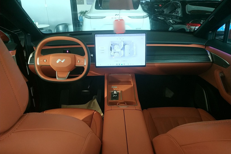 乐道L60 2024款 60kWh 后驱版中控内饰7002