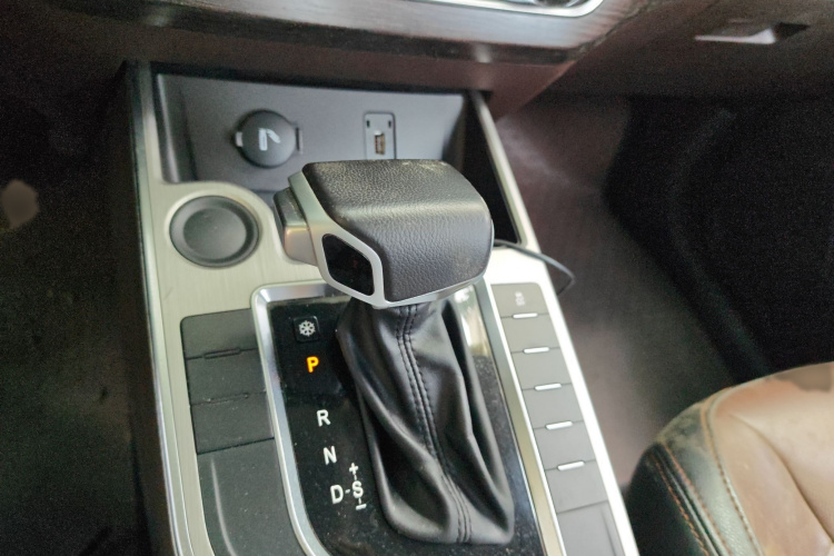 东风风行 景逸X6 2017款 乐享系列 1.5T CVT豪华型局部细节18