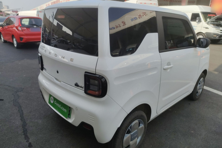 吉利银河 2024款 熊猫mini 200km 耐力熊车身外观7