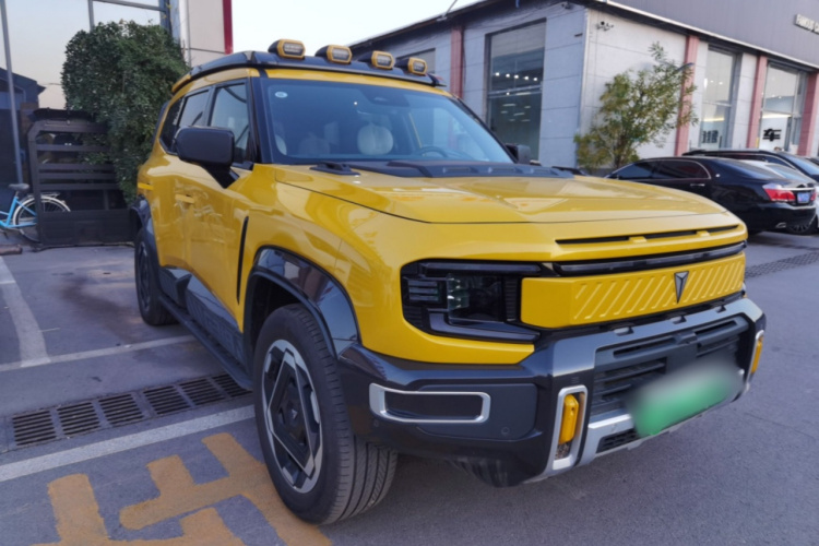 深蓝汽车 深蓝G318 2025款 无忧穿越版 四驱秘境版车身外观3