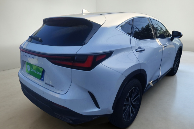雷克萨斯NX 2023款 350h 前驱 创悦版车身外观7