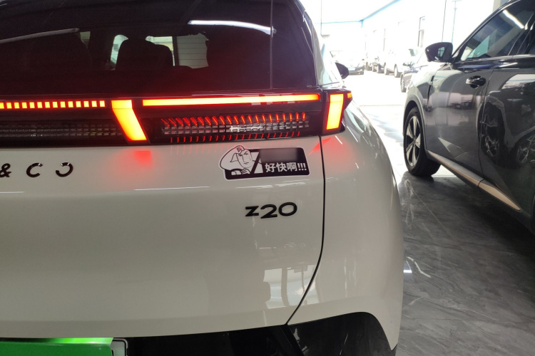 领克Z20 2025款 530km 后驱Pro车身外观6006