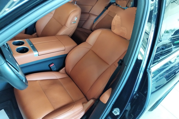 理想汽车 理想L7 2023款 Pro中控内饰19