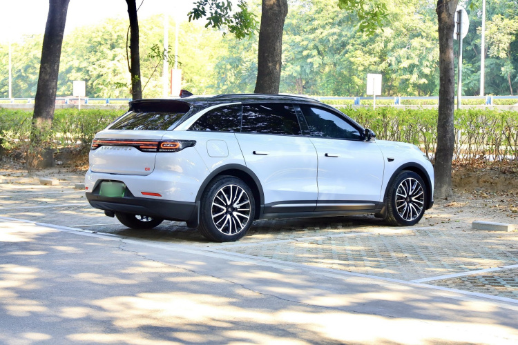 零跑汽车 零跑C11 2021款 性能版车身外观6003