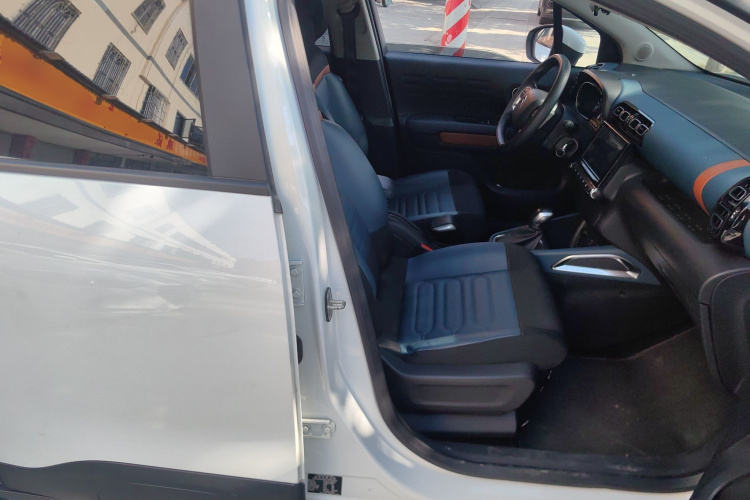 雪铁龙 云逸 C4 AIRCROSS 2018款 350THP 自动互联网逸智版局部细节41