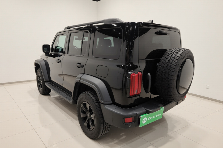 坦克300 2021款 越野版 2.0T 征服者车身外观5