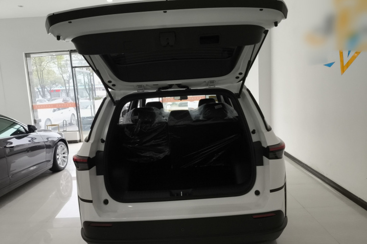 丰田 铂智3X 2025款 430 Air机舱底盘23