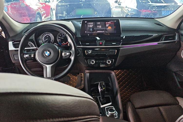 宝马X1 2022款 sDrive25Li 领先型中控内饰12
