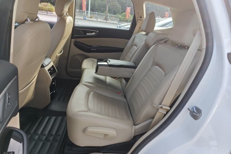 福特 锐界 2018款 EcoBoost 245 两驱精锐型 5座 国V中控内饰7004