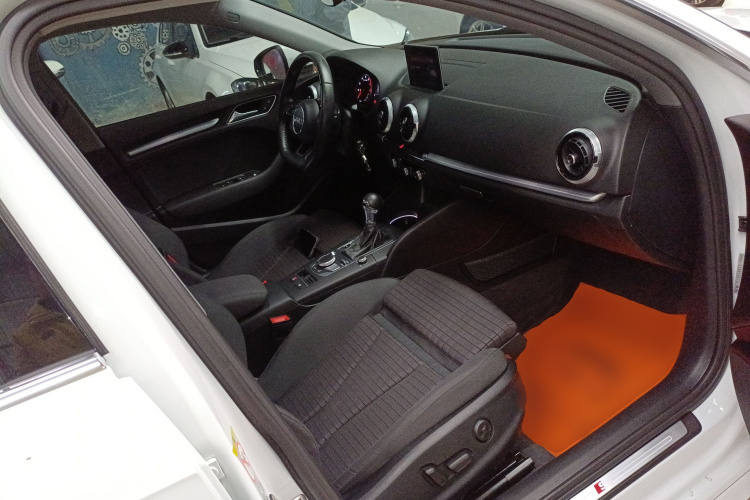 奥迪A3 2017款 Sportback 35 TFSI 运动型局部细节41