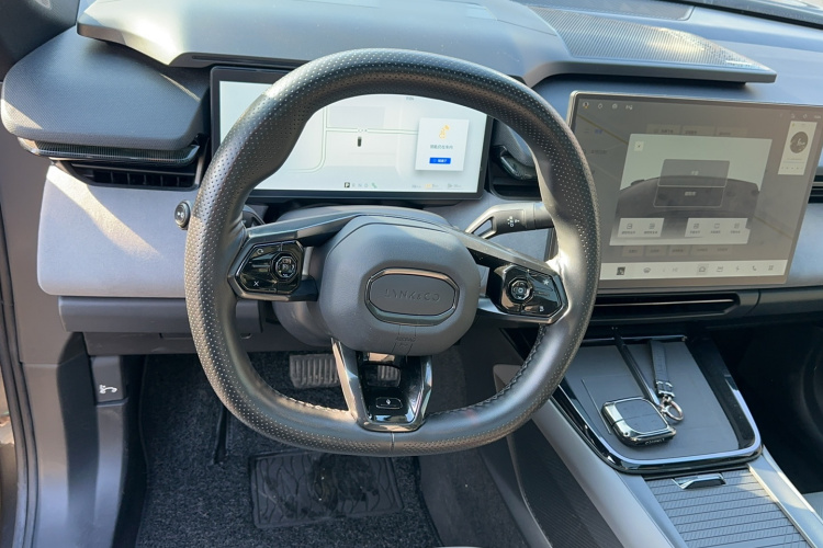 领克08 EM-P 2025款 120km 长续航Pro局部细节13