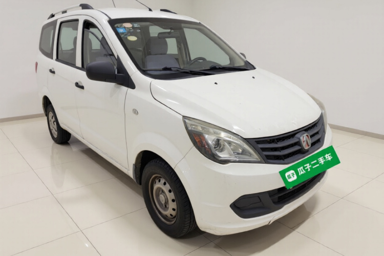 北汽威旺M20 2015款 1.2L经济型A122车身外观3