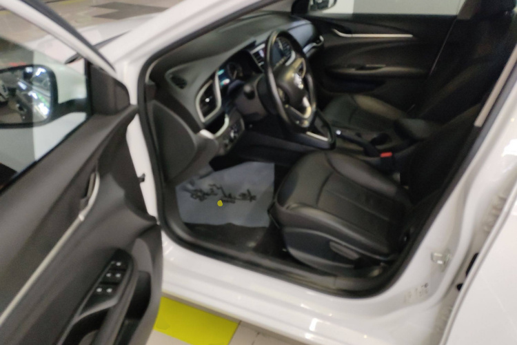 别克 英朗 2019款 18T 自动互联精英型 国VI中控内饰20