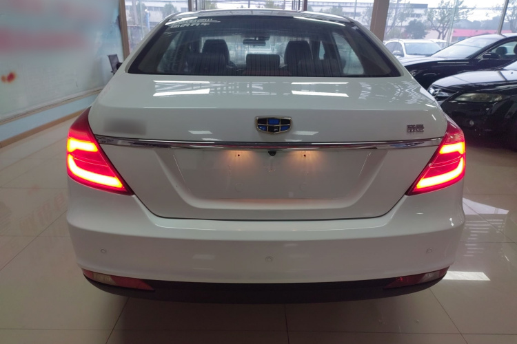 吉利汽车 帝豪 2017款 三厢百万款 1.5L CVT向上版车身外观6