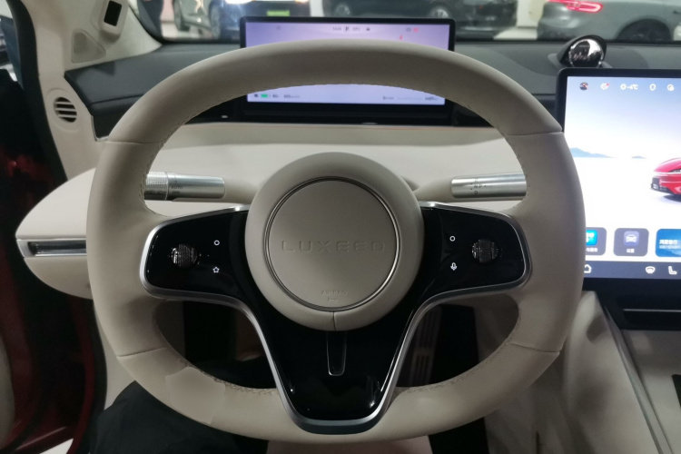 鸿蒙智行 智界S7 2024款 Ultra 四驱旗舰版中控内饰13