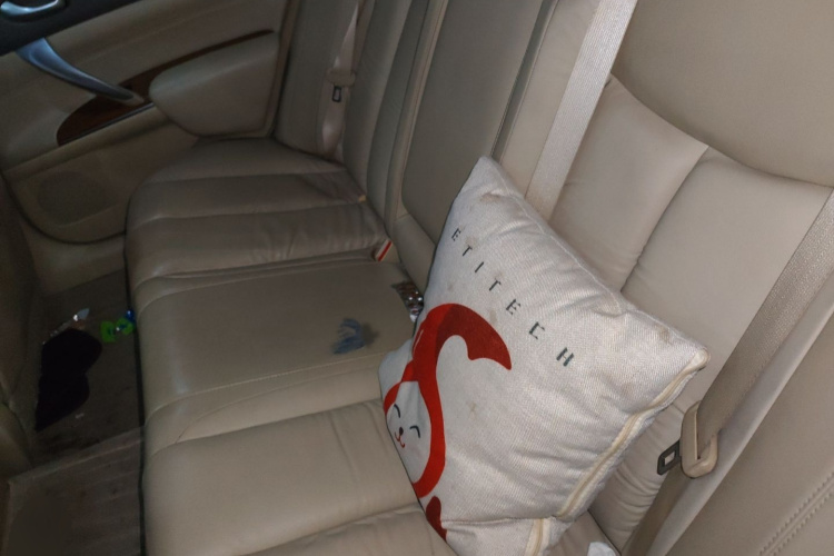 日产 天籁 2012款 2.0L XL智享版中控内饰7004