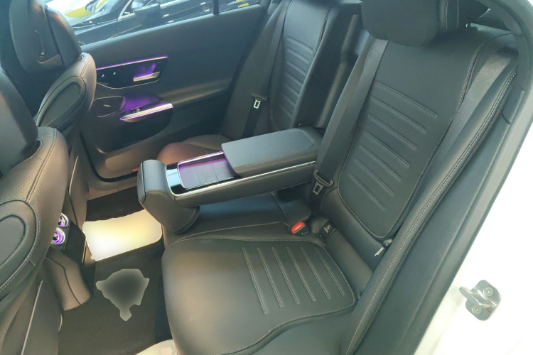 奔驰C级新能源 2024款 改款 C 350 eL中控内饰21