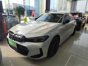 宝马3系 2023款 330i M运动曜夜套装