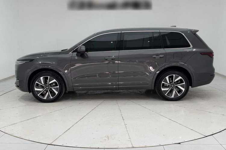 理想汽车 理想ONE 2021款 增程6座版车身外观4