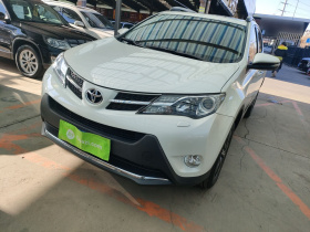 丰田 RAV4荣放 2015款 2.5L 自动四驱尊贵版
