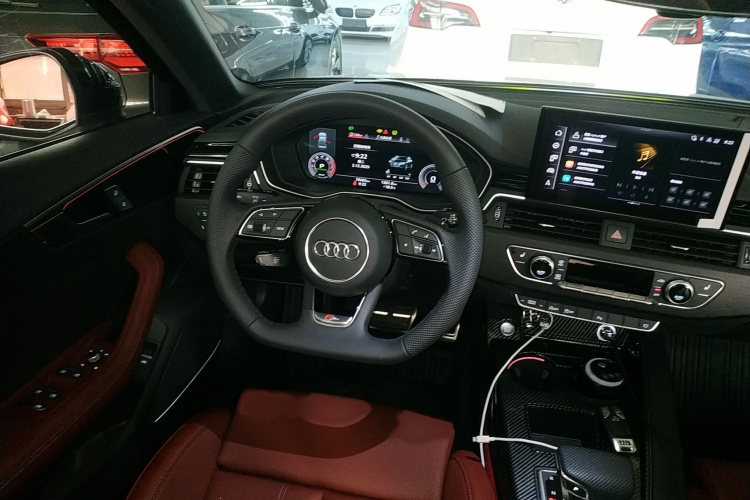 奥迪A4L 2024款 40 TFSI 豪华动感型(星夜版)局部细节13