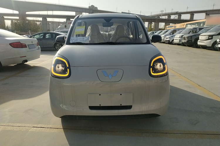 五菱汽车 宏光MINIEV 2025款 四门版 进阶款车身外观2