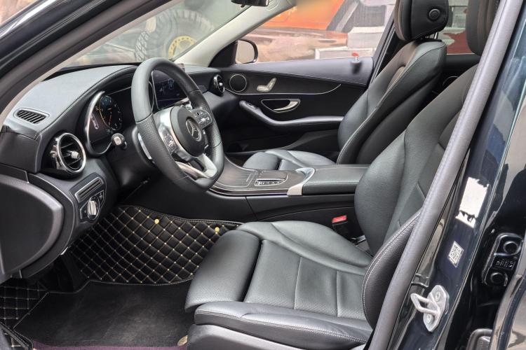 奔驰C级 2021款 C 200 L 时尚型运动版中控内饰7003