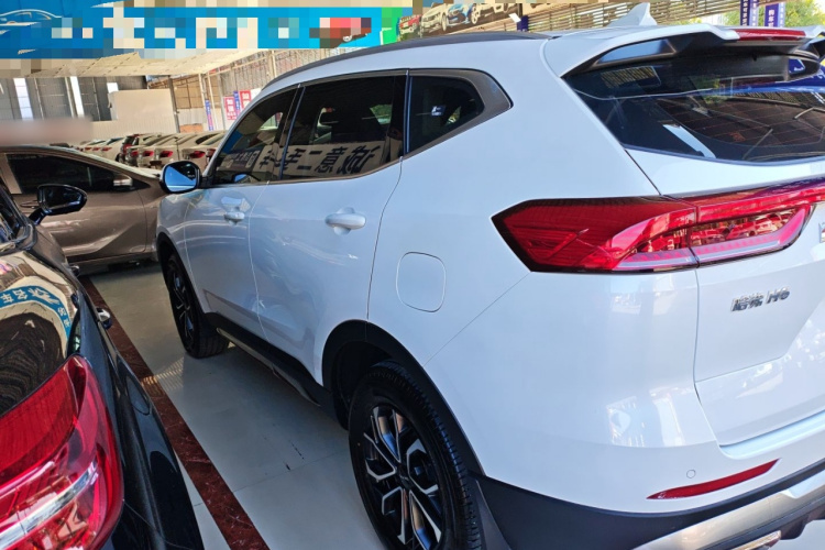 哈弗H6 2023款 国潮版 1.5T 自动都市版车身外观4