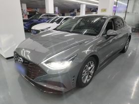 现代 索纳塔 2020款 270TGDi DCT GLS精英版