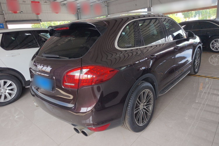 保时捷 2011款 Cayenne 3.0T车身外观7