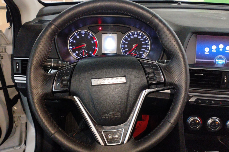 哈弗H6 2019款 运动版 1.5T 手动两驱精英型 国VI中控内饰13