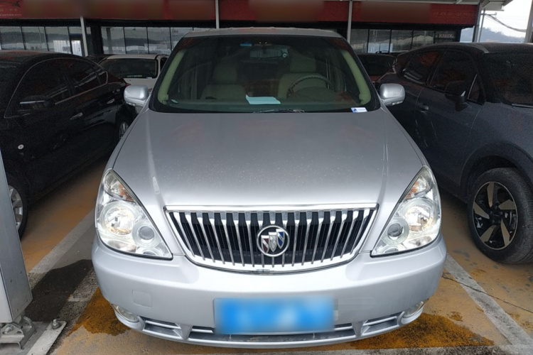 别克GL8 2014款 2.4L 经典版车身外观6001