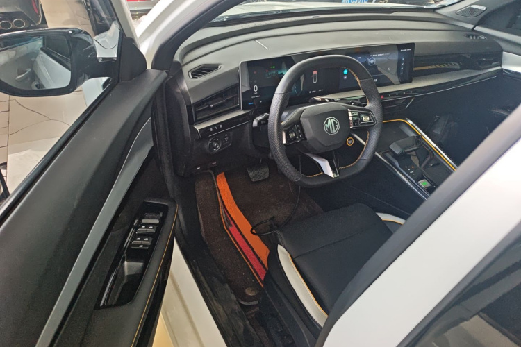 名爵 MG5天蝎座 2022款 1.5T Trophy运动旗舰版中控内饰20