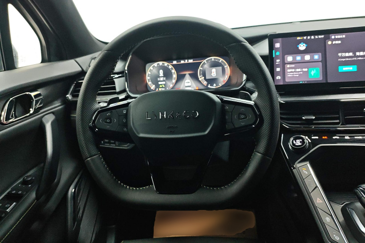 领克06 2023款 Remix 1.5T 劲Halo中控内饰13