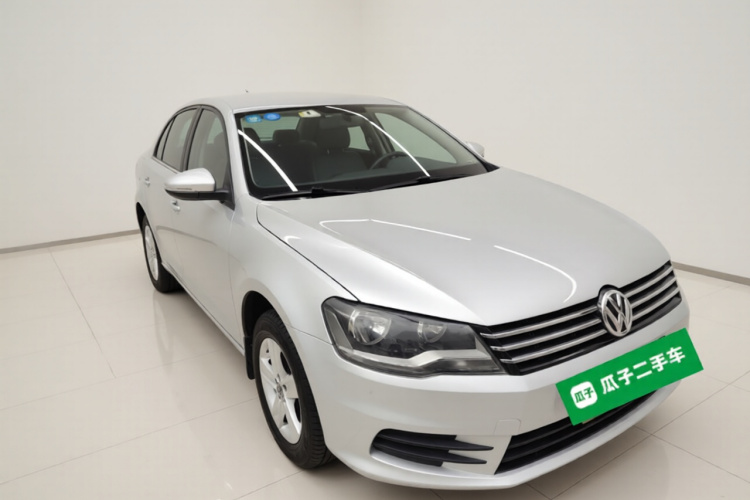 大众 宝来 2014款 1.6L 自动时尚型车身外观3