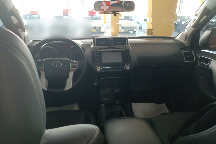 丰田 普拉多 2016款 2.7L 自动标准版中控内饰12