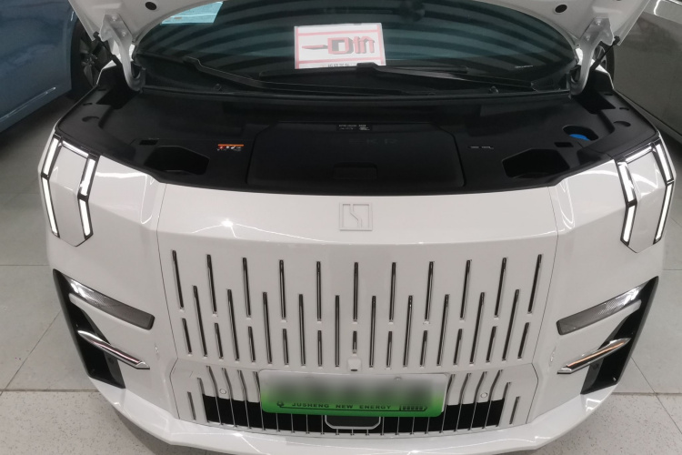 极氪009 2022款 改款 WE版机舱底盘24