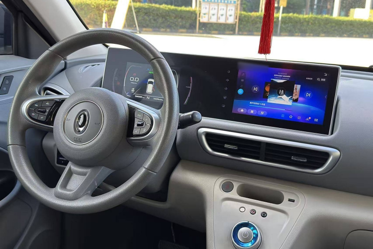 欧拉白猫 2020款 401km 长续航型中控内饰7004