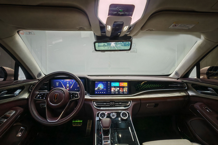 红旗H9 2020款 3.0T 智联旗领四座版中控内饰7003