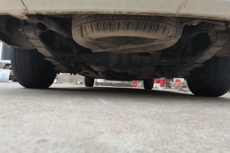 五菱汽车 五菱宏光 2019款 1.5L S基本型国VI LAR局部细节9009