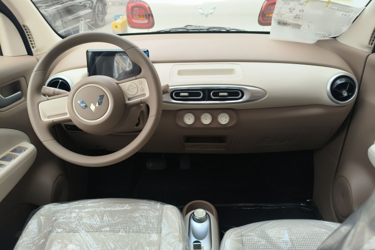 五菱汽车 宏光MINIEV 2025款 四门版 进阶款中控内饰12