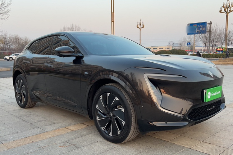阿维塔07 2024款 Pro+增程版车身外观6005