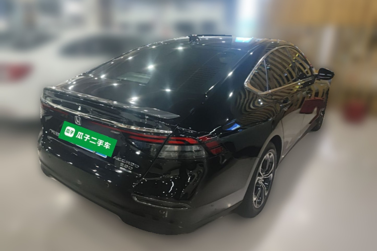 本田 雅阁 2023款 260TURBO 智享版车身外观7