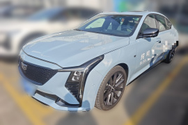 凯迪拉克CT5 2025款 28T 赛道性能版+巅峰赛道选装包