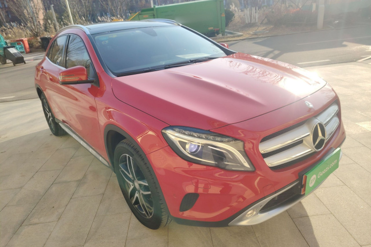 奔驰GLA 2016款 GLA 200 时尚型车身外观3