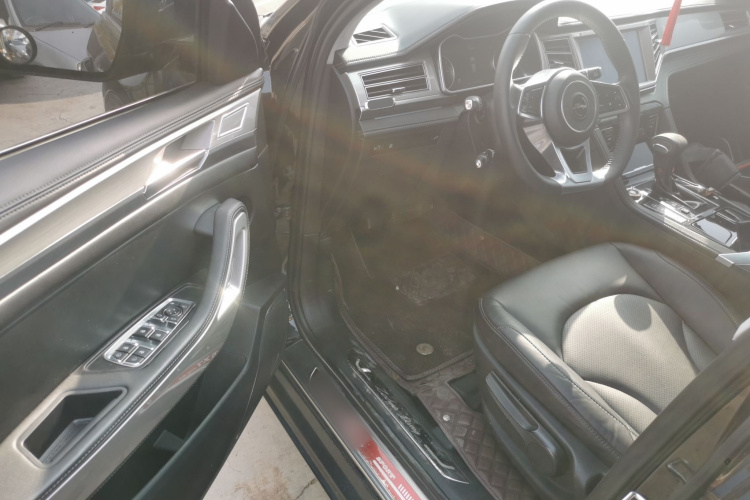 众泰 大迈X7 2017款 1.8T DCT尊贵型中控内饰20