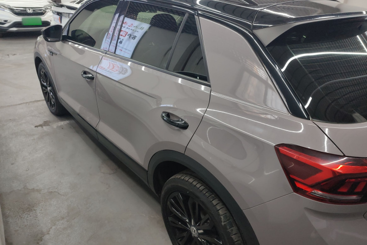 大众 T-ROC探歌 2018款 280TSI DSG两驱舒适型 国V车身外观6003